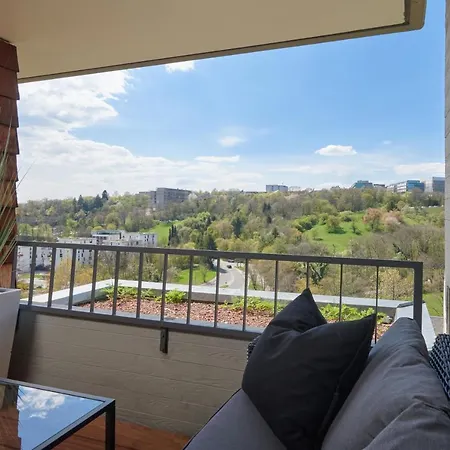 Criston - Peaceful Living Q30 Apartment